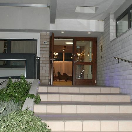 Hotel Ambra ลินญาโน ซับเบียโดโร ภายนอก รูปภาพ