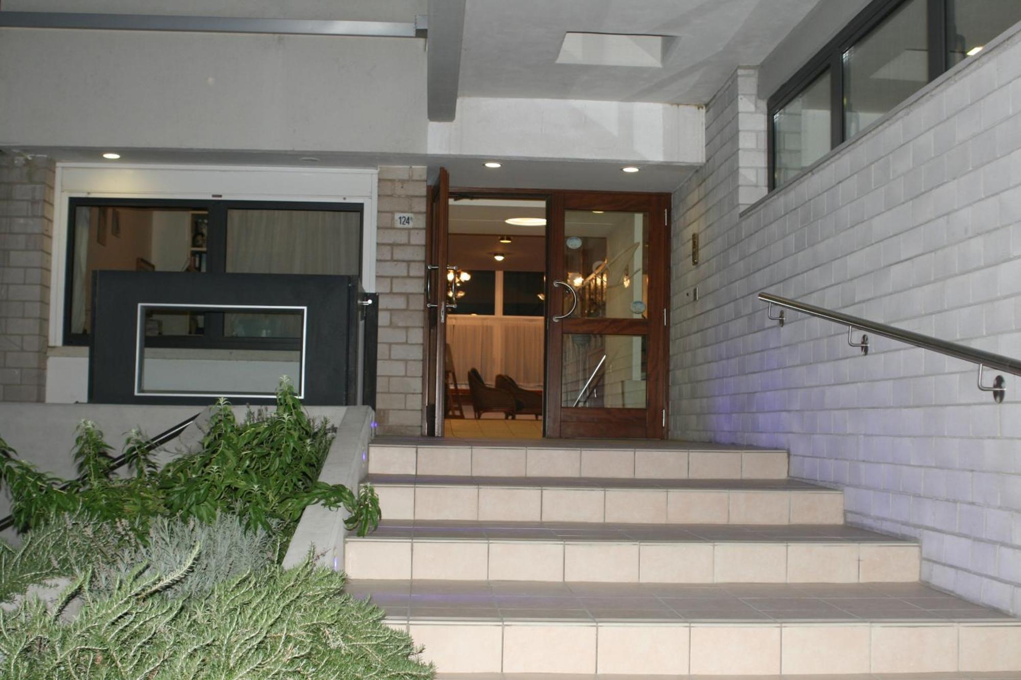 Hotel Ambra ลินญาโน ซับเบียโดโร ภายนอก รูปภาพ